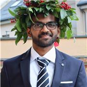 hello, i'm a student, recently completed my master's degree from the university of milan and I speak fluent english, please contact me for more information
